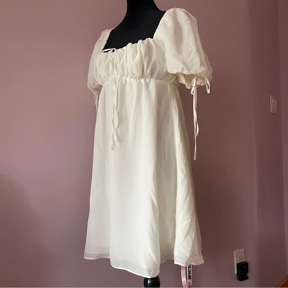 NEW! House of CB- Princess Ivory Georgette Mini Dress Size Small PLUS CUP - Picture 5 of 12